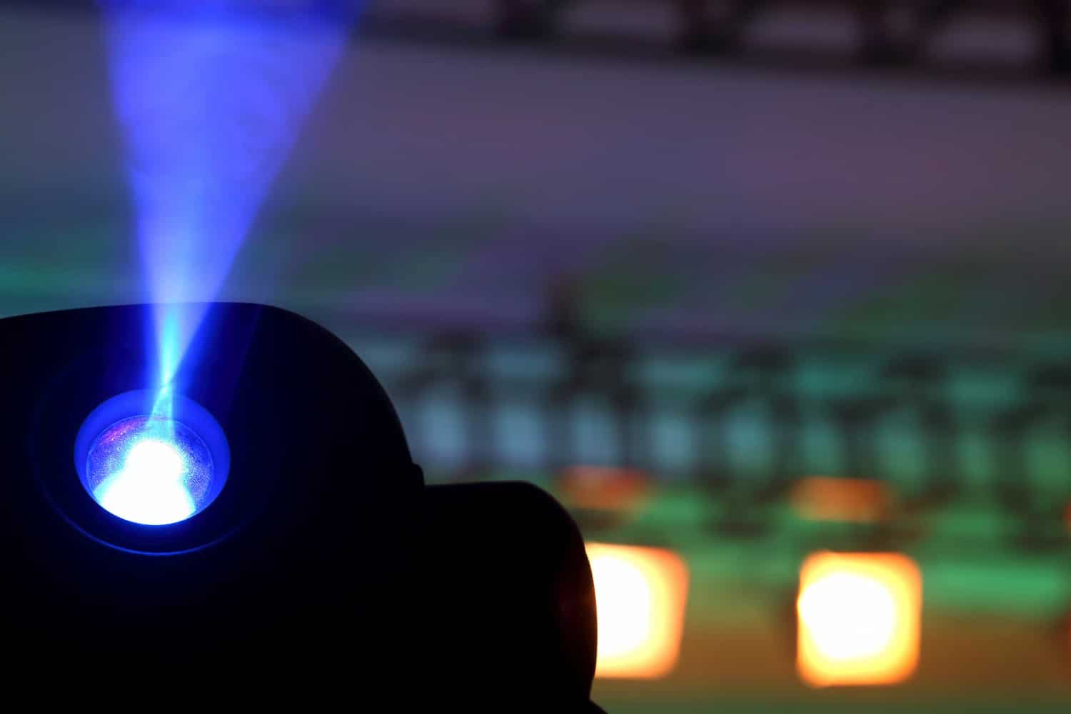 Comment connecter un téléphone à un vidéo projecteur - NewsFlow 24